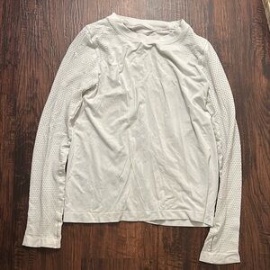 Fabletics mesh sleeve top